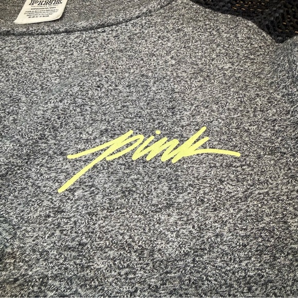 PINK Victoria’s Secret Gray and Black Mesh Sleeve Crop Top Small - Picture 3 of 4